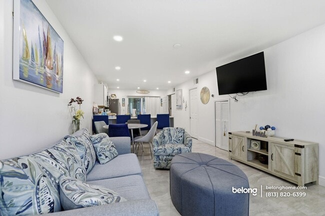 Photo - 731 W Elkcam Cir