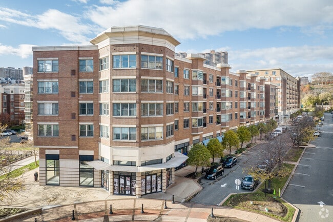 Photo - Grandview I at Port Imperial