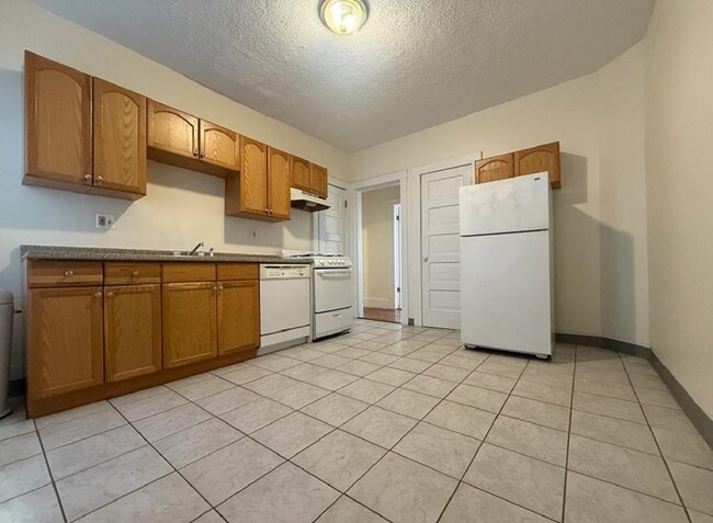 Photo - 25 Forest St