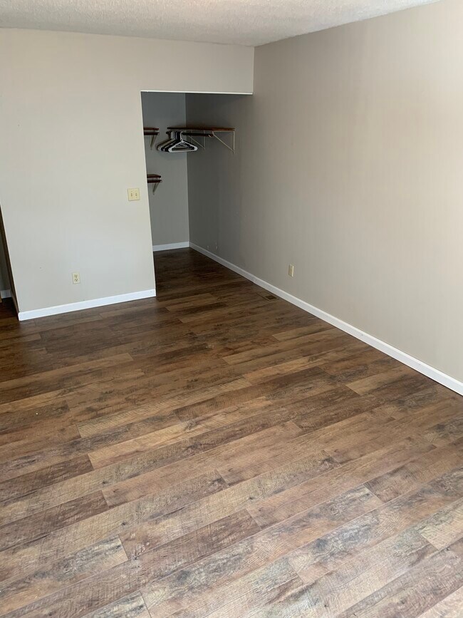 Photo - 854 Highway 47 E Unit G