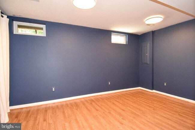 Photo - 5987 Edgehill Ct