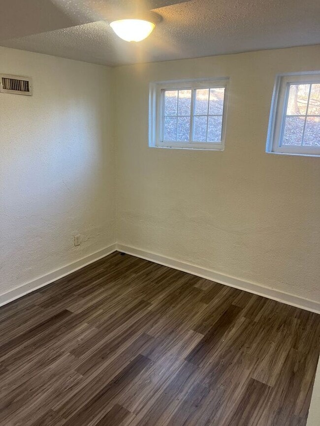 Photo - Newly Remodeled 2 Bedroom 1 Bath *Water Included*