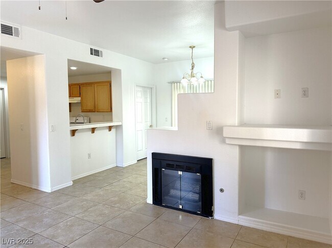 Photo - 8501 W University Ave Unidad 1071