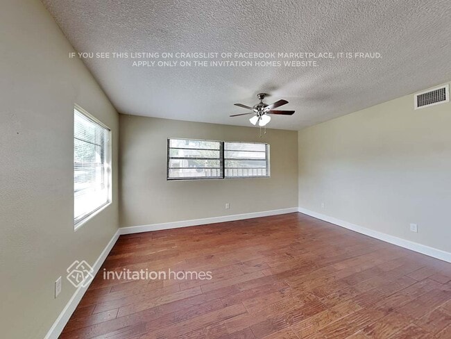 Photo - 1821 Carrigan Ave