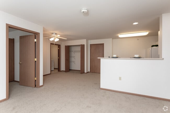 2BR, 1BA