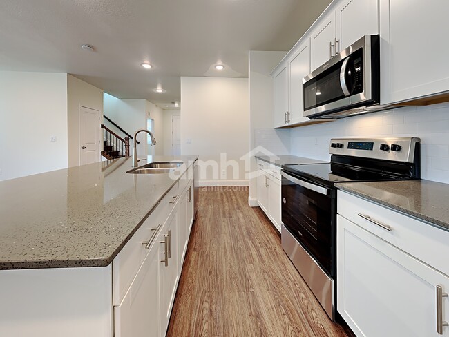 Photo - 3331 S 2580 W