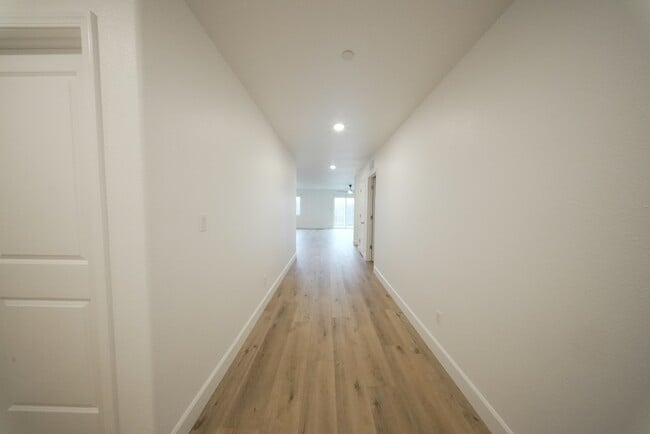 Photo - 547 Virginia Ave