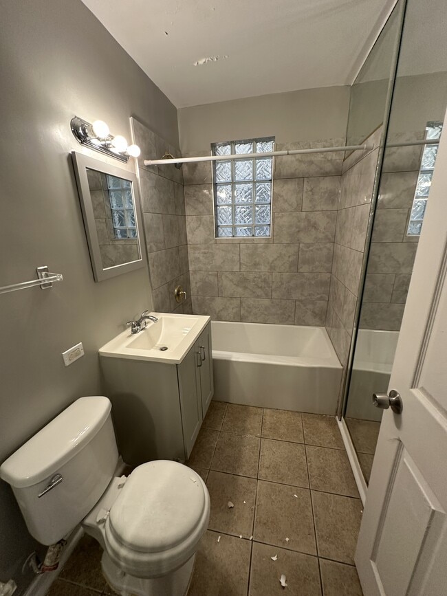 Photo - 4254 S Cottage Grove Ave