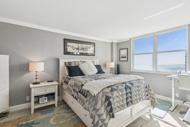 Photo - 1900 S Ocean Blvd Unidad 11b