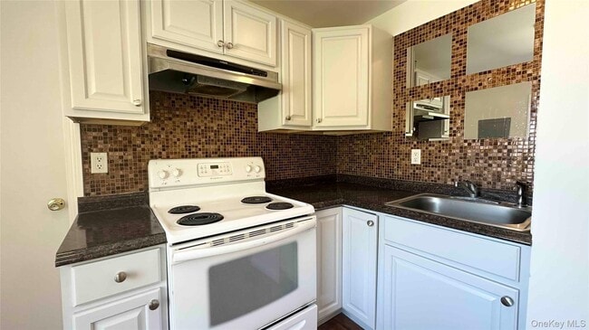 Photo - 64 Pine Hollow Rd Unit 2