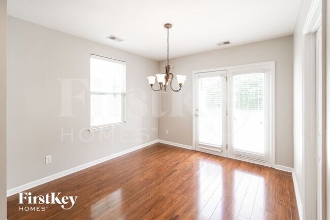 Photo - 429 Verbena Ave