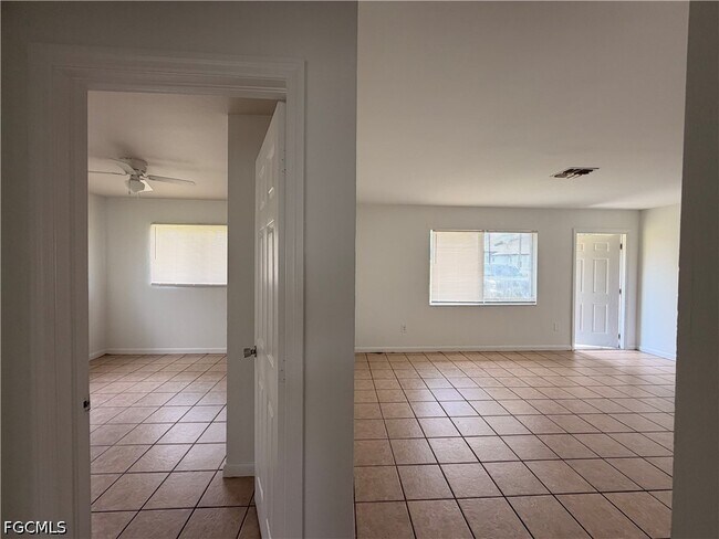 Photo - 711 Gordon Ave S