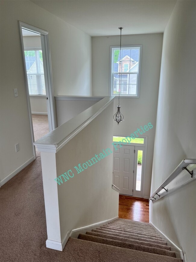 Photo - 224 E Hiawassee Rd