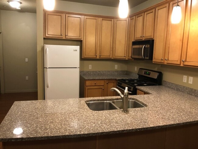2150 S Main St Unidad 204