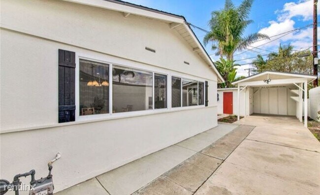 Photo - 3 br, 2 bath House - 310 S. Western st.