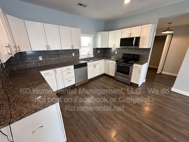 Photo - 316 W Elm St