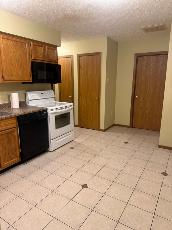 Photo - 5169 Princeton Glendale Rd