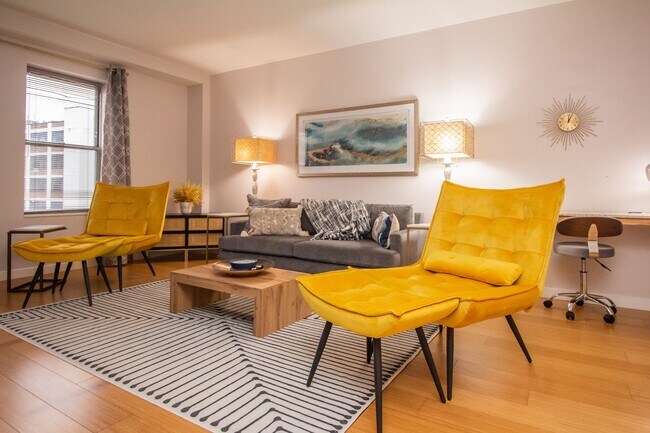 Luxury 2-Bed, 2-Bath Apartment – All Utili... - Luxury 2-Bed, 2-Bath Apartment – All Utili...