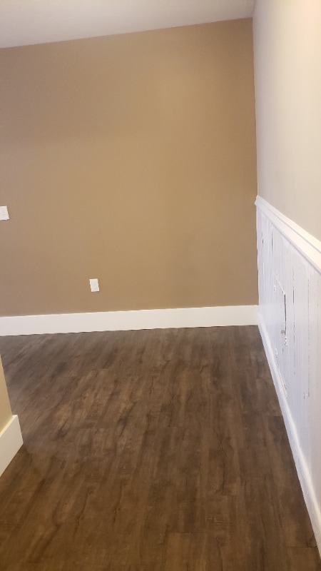 Building Photo - 2212 E 12th St