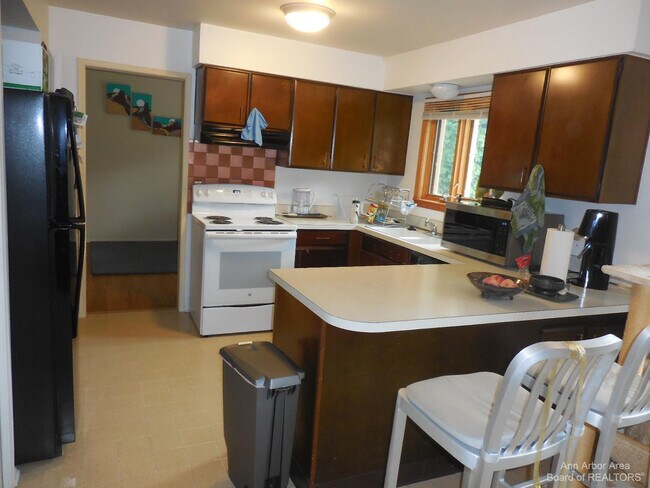 Photo - 3253 Lockridge Dr