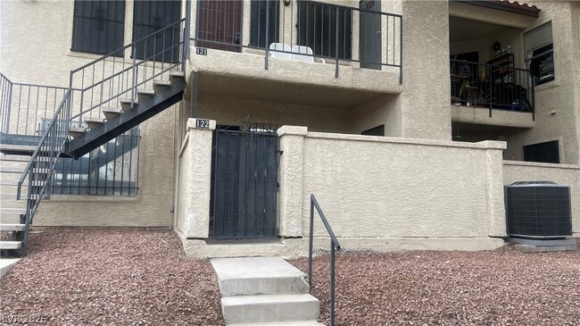 Building Photo - 3604 Di Salvo Dr Unit 122