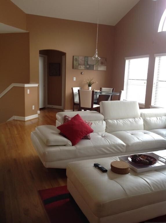 Photo - 3735 Main Plaza Dr