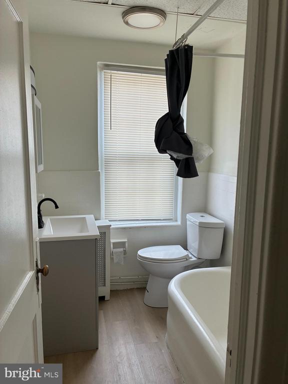 Photo - 260 N Wycombe Ave Unit 201