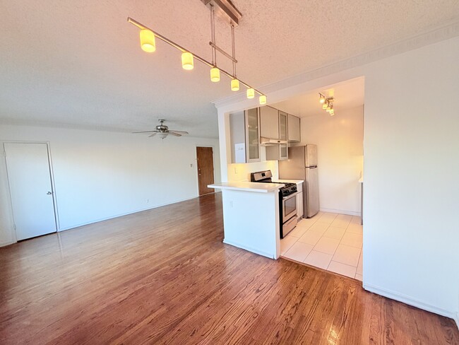 Photo - 5707 Virginia Ave Unit 8