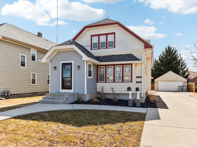 Photo - 1715 W Custer Ave