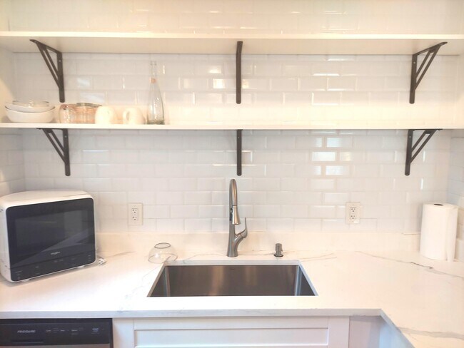 Photo - 193 Newport Ct Unit 193