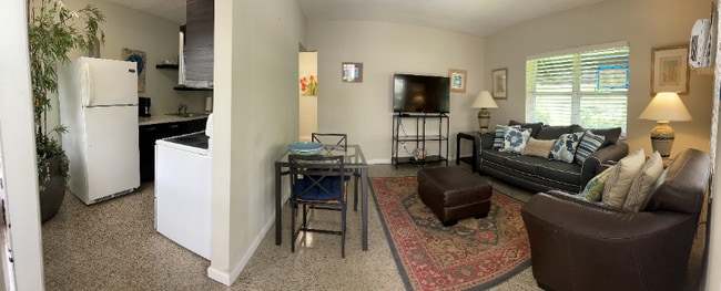 Photo - 832 NE 16th Terrace Unidad 1