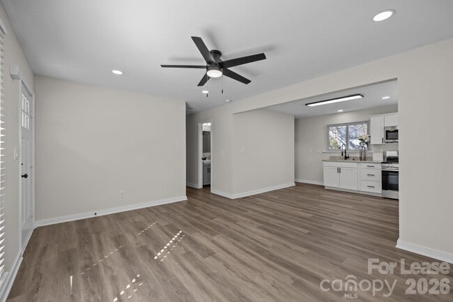 Photo - 801 Davenport St