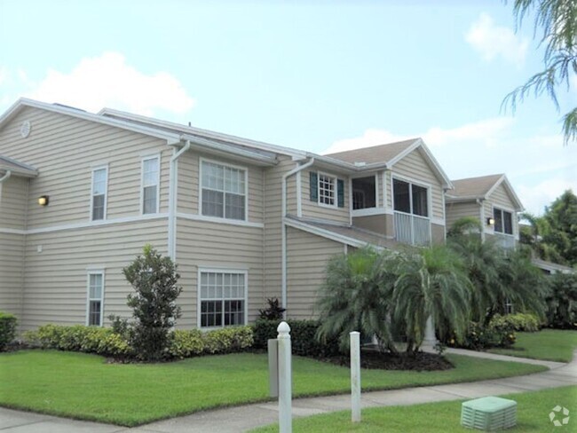 Building Photo - Lakewood Ranch Luxury Condo with heated pool