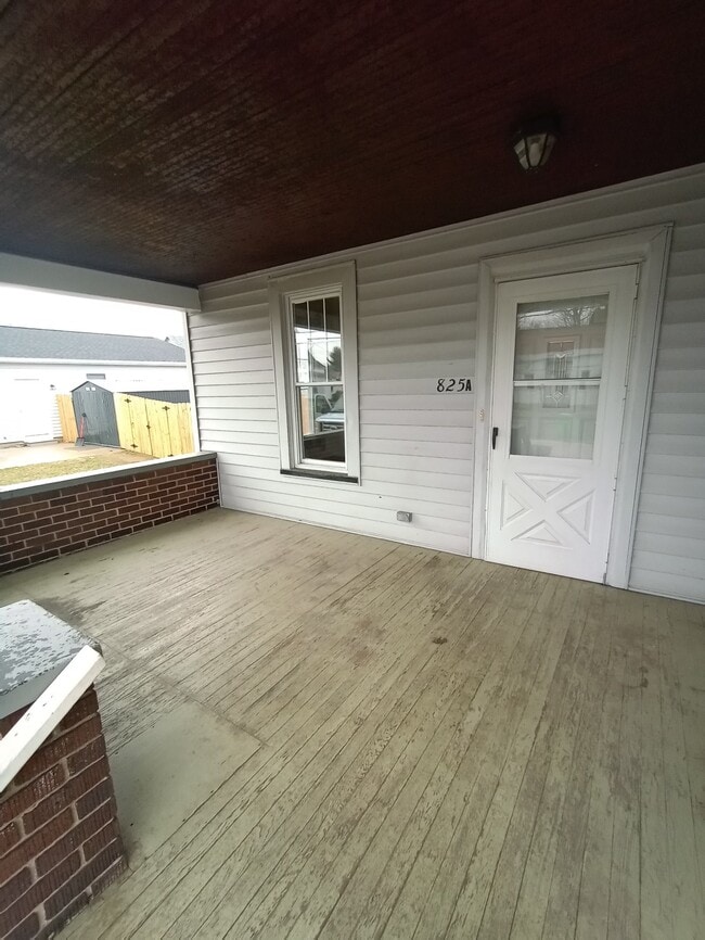 Photo - 825 Tremont Ave SW Unidad A