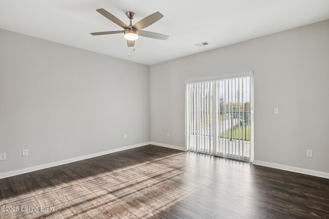 Photo - 2239 Charlestown Rd Apartment Unit 303