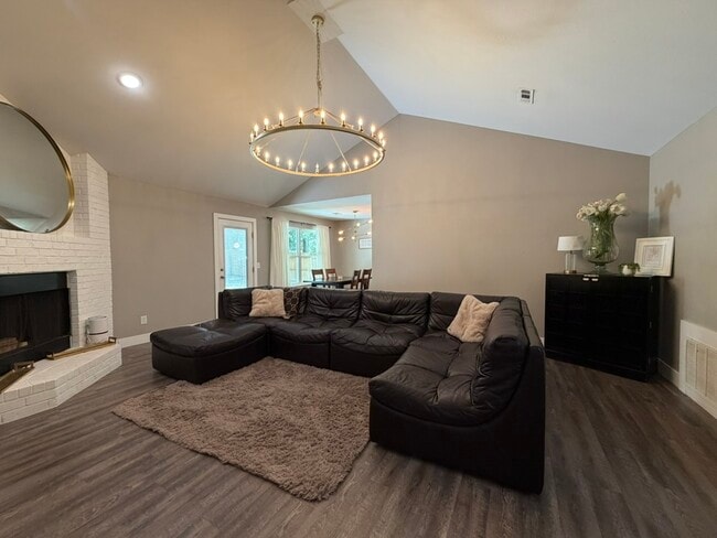 Photo - 1314 N Fieldstone Ave