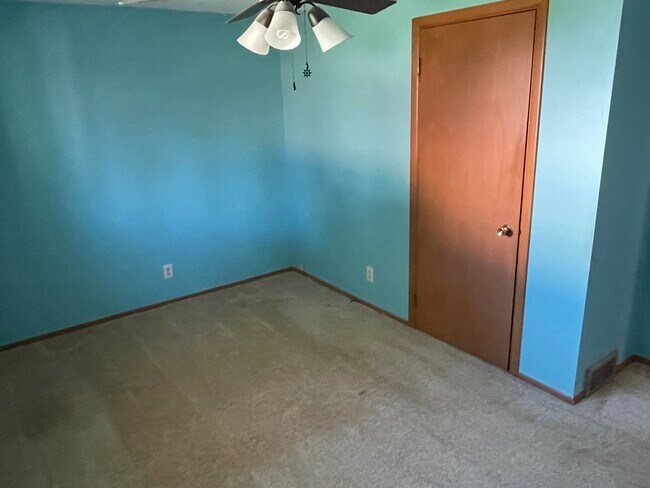 Bedroom 1 - 2902 S 22nd St