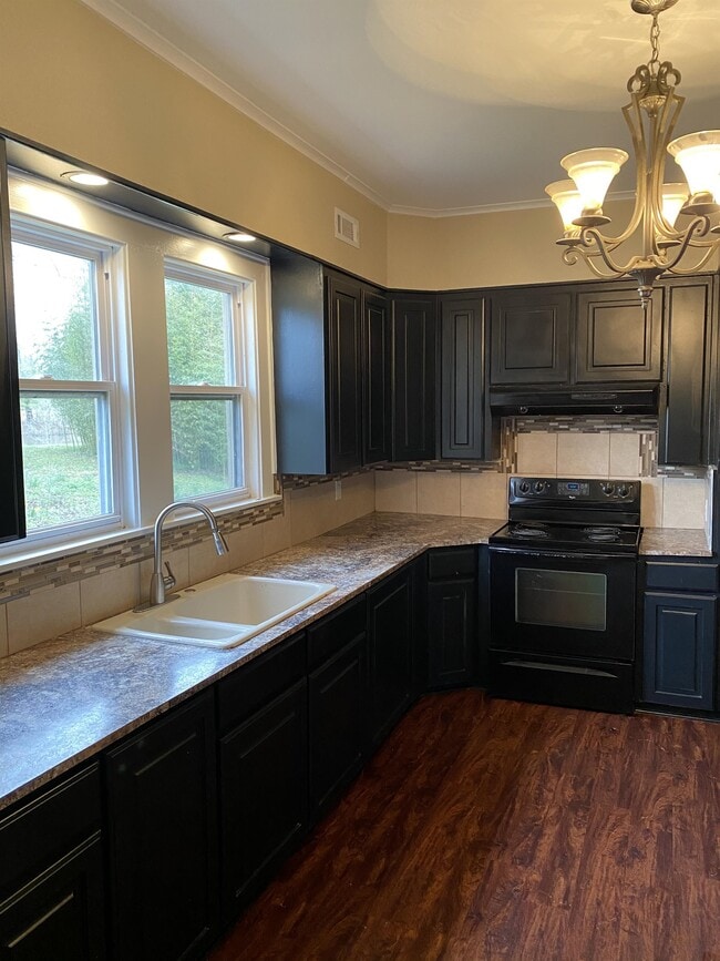 Photo - 301 Opal Lake Dr