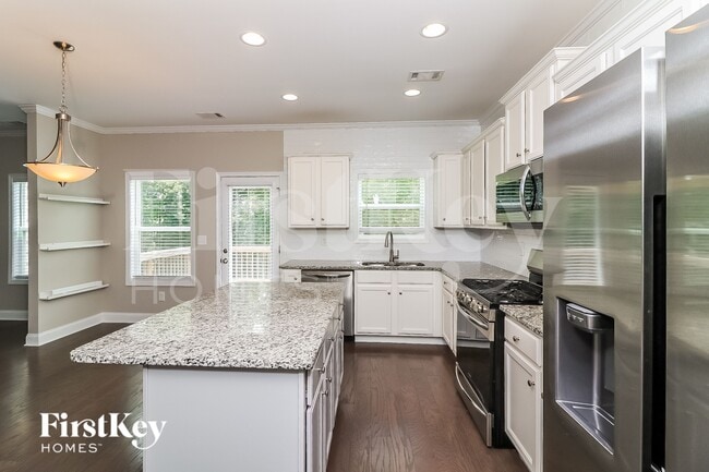 Photo - 125 Holland Grove Dr