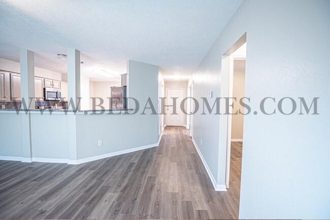 Photo - 5365 Tallowwood Terrace