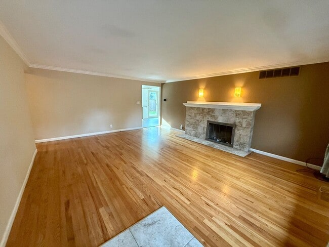 Photo - Charming 4-Bedroom Rental in the Heart of Downtown Bothell!
