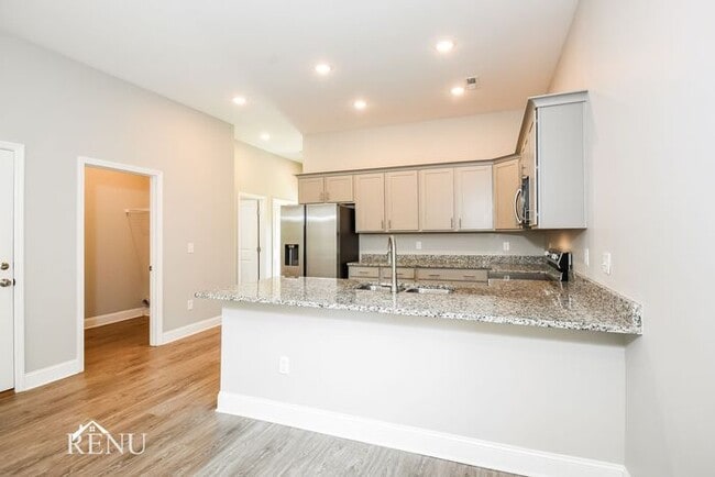 Photo - 5353 Lynnland Terrace