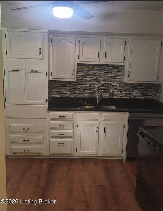 Photo - 2014 Cedarcrest Dr