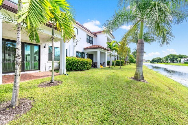 Photo - 11670 SW 13th Ln