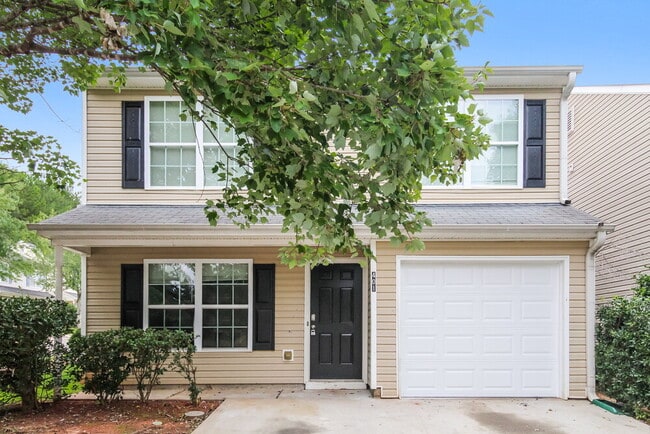Building Photo - 401 Kendall Ln