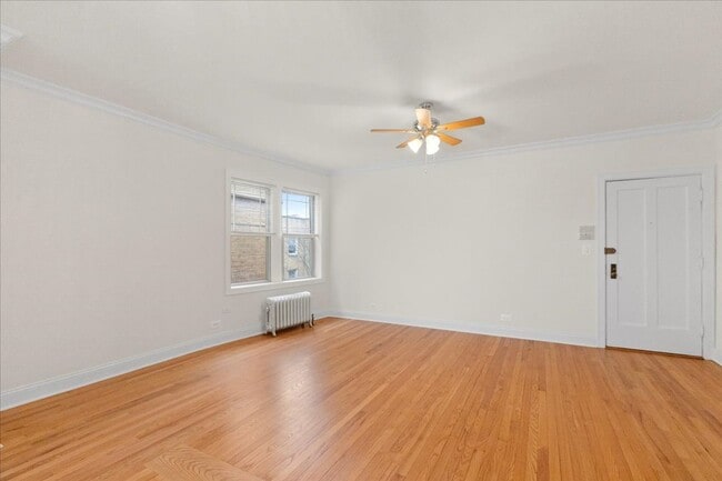 Photo - Large Studio in Andersonville Unit 27-1B