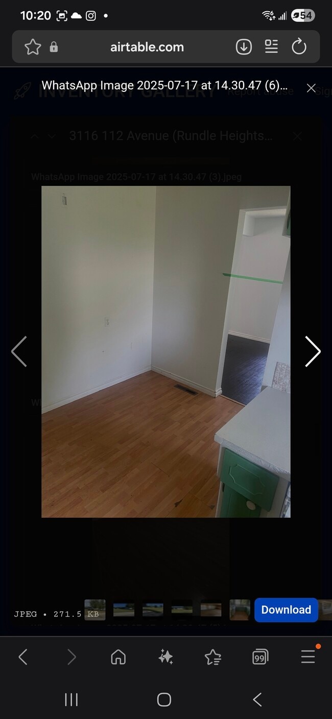 Photo - 3116 112 Av NW