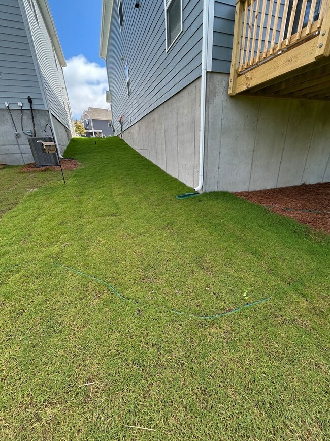 Photo - 15208 Caspian Wy