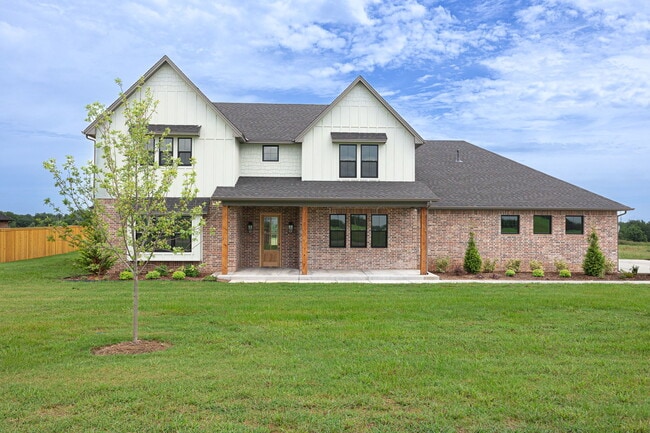 Building Photo - 2920 Edgefield Ln