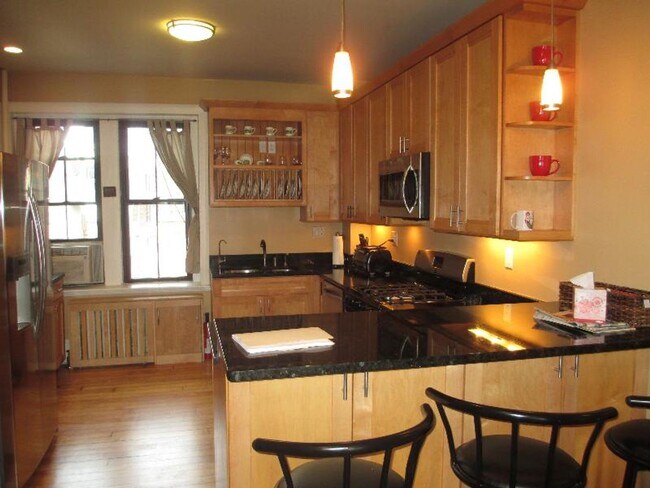 Photo - Truly the best 3 bed in Allston!!